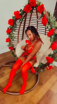 OnlyFans cuenta madam_rouge avatar 1