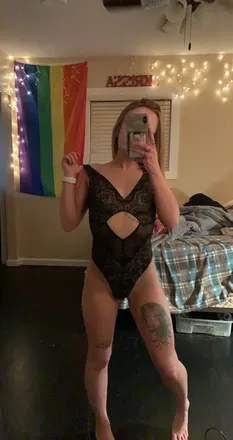 OnlyFans account  krispyyykreame avatar 1