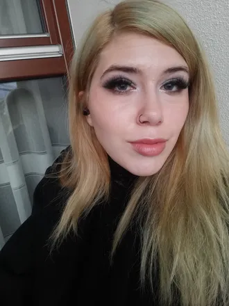 OnlyFans account  fckingworkbtch avatar 1