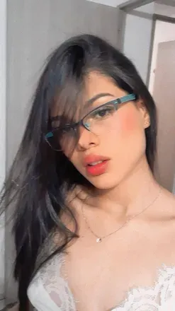 OnlyFans cuenta mcamilag_18 avatar 1