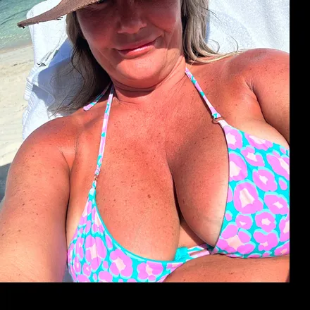 OnlyFans cuenta marcymagnum header 2