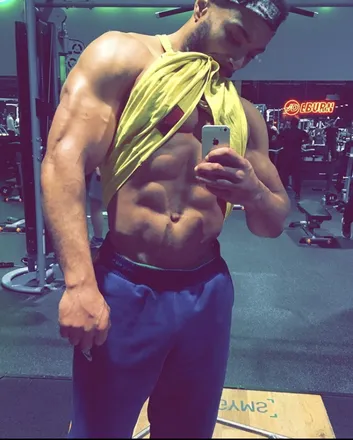 OnlyFans cuenta ralphmassage header 2