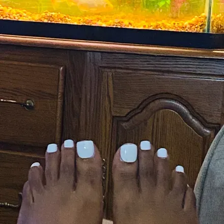OnlyFans account  sexyprettyfeetlee avatar 1