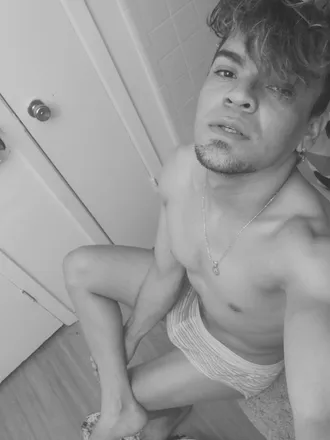 OnlyFans cuenta josetorres1990 header 2
