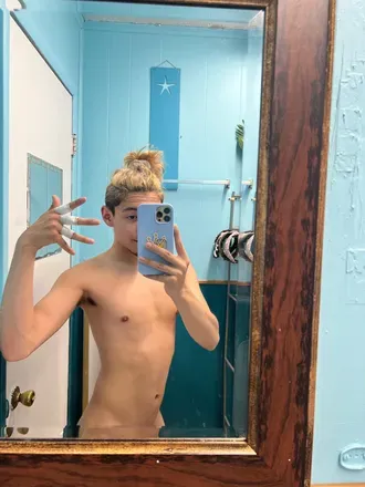 OnlyFans cuenta sissy_e-boy avatar 1