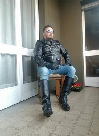 OnlyFans cuenta titano_leather avatar 1