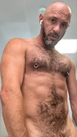 OnlyFans account  ffsexmusclebear avatar 1