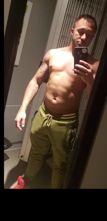 OnlyFans cuenta thatsexyfarmer header 2
