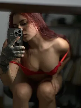 OnlyFans cuenta ultravr_22 header 2