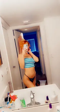 OnlyFans cuenta foxxiiredd avatar 1