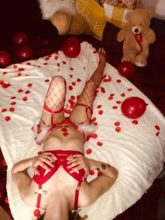 OnlyFans cuenta lilpeachybby header 2