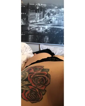 OnlyFans cuenta yblk6 header 2