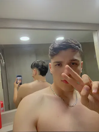 OnlyFans cuenta danielroz01 header 2