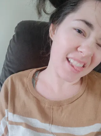 OnlyFans cuenta lickmetender header 2
