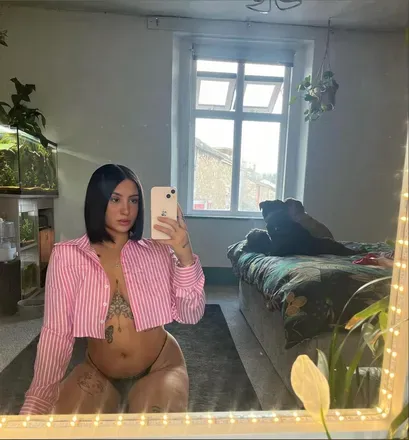 OnlyFans cuenta laurrwxxxx avatar 1
