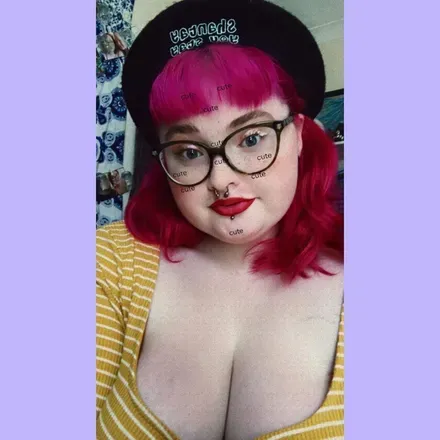 OnlyFans cuenta curvykim21 avatar 1