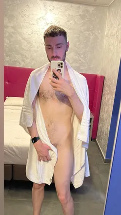 OnlyFans cuenta keepingupwithalexo header 2