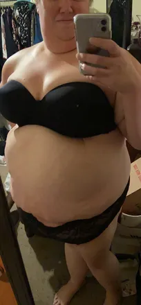 OnlyFans cuenta kylie_love9696 header 2