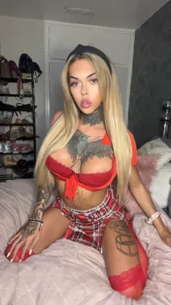 OnlyFans cuenta miaaroxx avatar 1