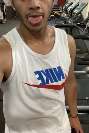 OnlyFans cuenta brownboylove22 avatar 1