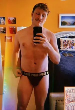 OnlyFans cuenta gingerandsmokeandsex avatar 1