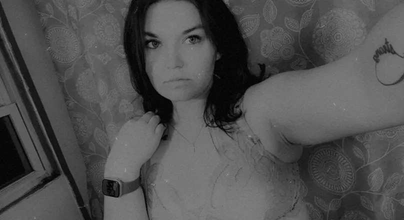 OnlyFans account  easye_69 header 2