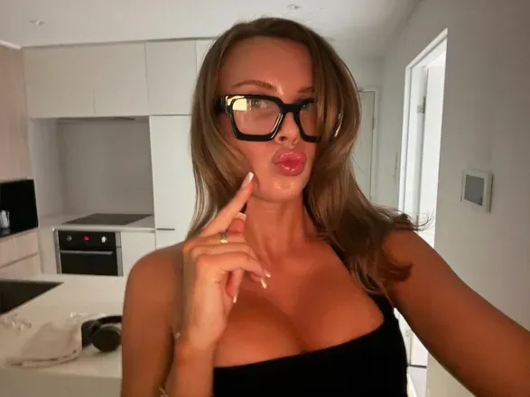OnlyFans cuenta cutie.elena avatar 1
