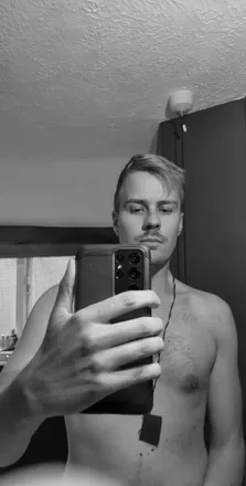 OnlyFans cuenta hampshirelad94 header 2