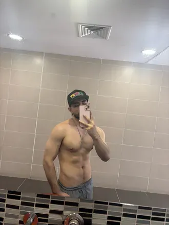 OnlyFans cuenta enzosalbatore header 2