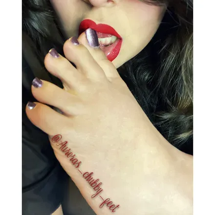 OnlyFans account  auroras_feet1 avatar 1