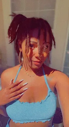 OnlyFans account  lunalovelylocs avatar 1