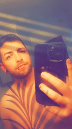 OnlyFans cuenta misteraddams header 2