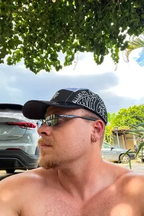 OnlyFans account  vigiardellii avatar 1