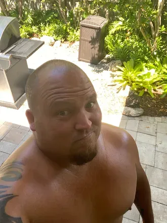 OnlyFans account  big81rob avatar 1