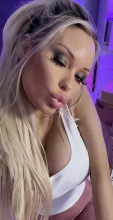 OnlyFans cuenta kikixxxx avatar 1