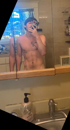 OnlyFans cuenta skittlegod12 header 2