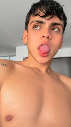 OnlyFans cuenta u107739015 header 2