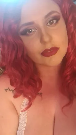 OnlyFans cuenta redlipstickmarks header 2