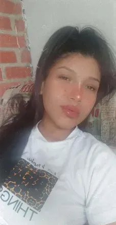 OnlyFans cuenta stephania2215 header 2