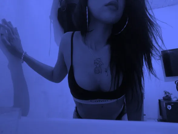 OnlyFans account  bluehotxxx header 2