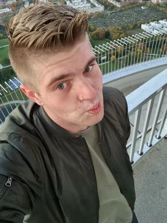 OnlyFans cuenta nurse_be_horn123 header 2