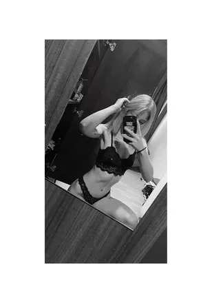 OnlyFans cuenta sofi1gggvvd avatar 1