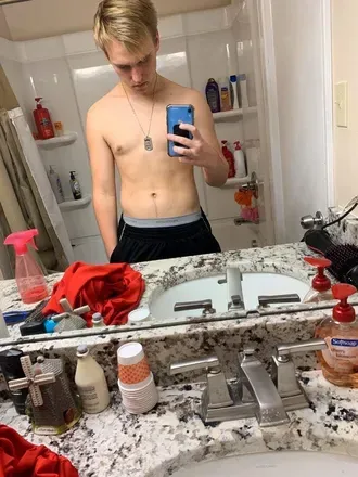 OnlyFans account  u58101176 avatar 1