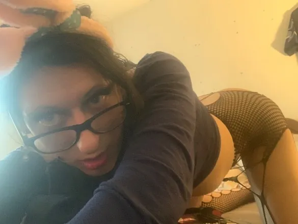 OnlyFans cuenta elle-p header 2