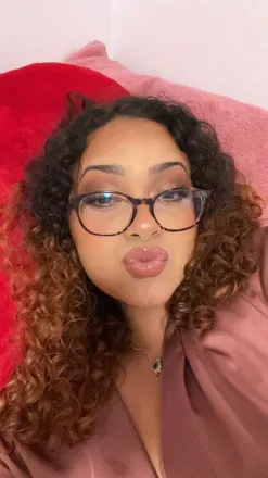OnlyFans account  c1nnam0ncr3am avatar 1