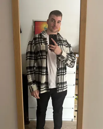 OnlyFans cuenta luciferlad0121 avatar 1
