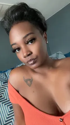OnlyFans cuenta melanin_queen32 avatar 1