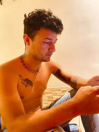 OnlyFans account  gustavo18me header 2
