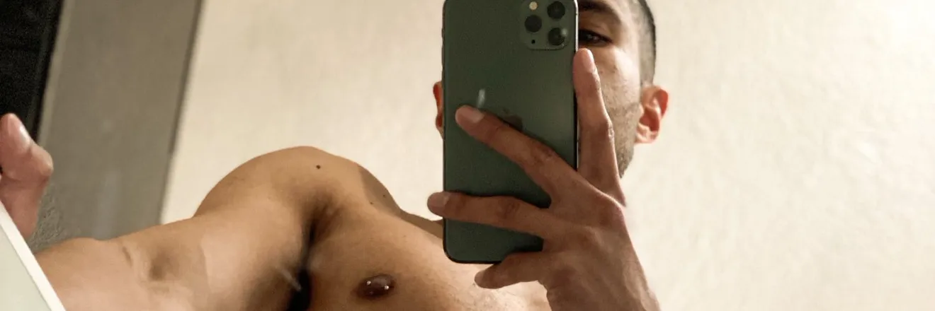 OnlyFans account  carterdanr header 2