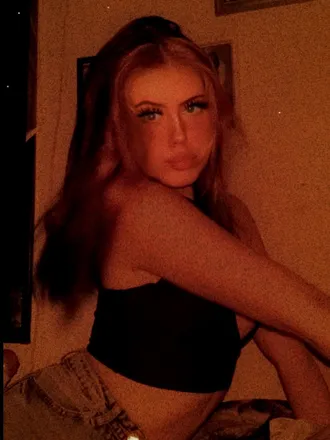 OnlyFans cuenta little.glitter header 2